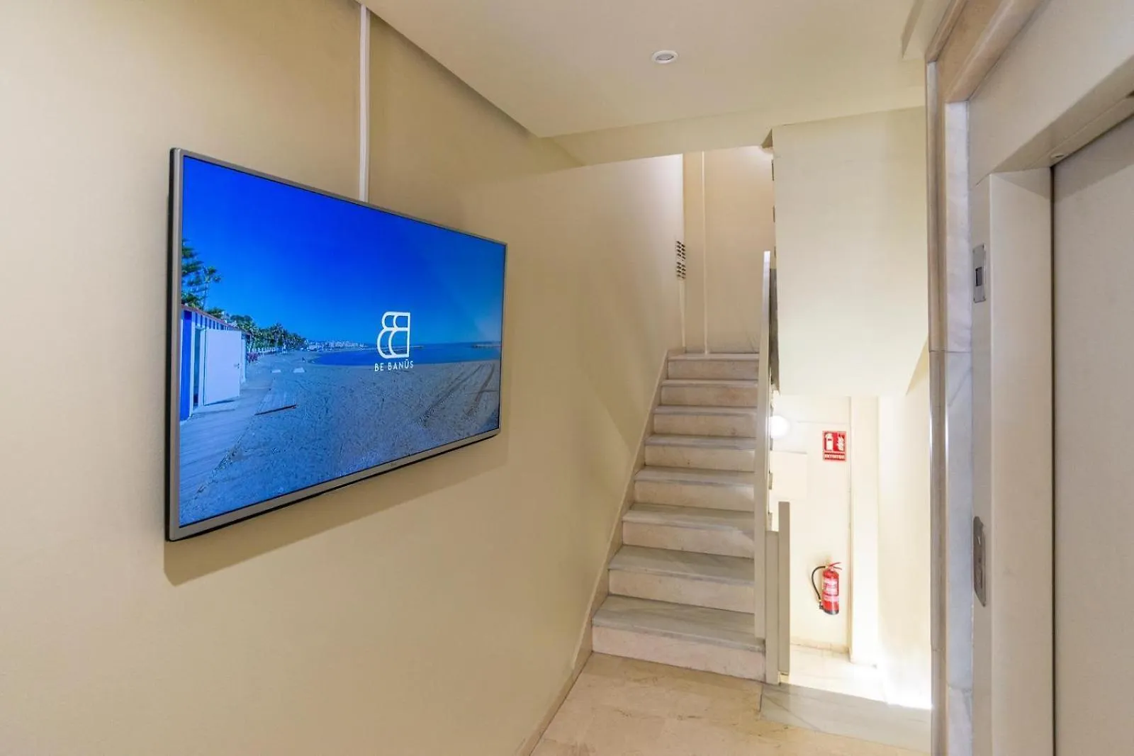 Apartament New Gr0-Flat With Private Backyard In Malaga Center Hiszpania