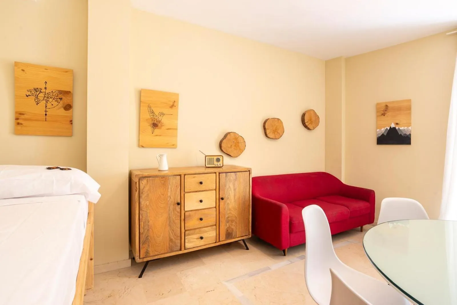 New Gr0-Flat With Private Backyard In Malaga Center Apartment